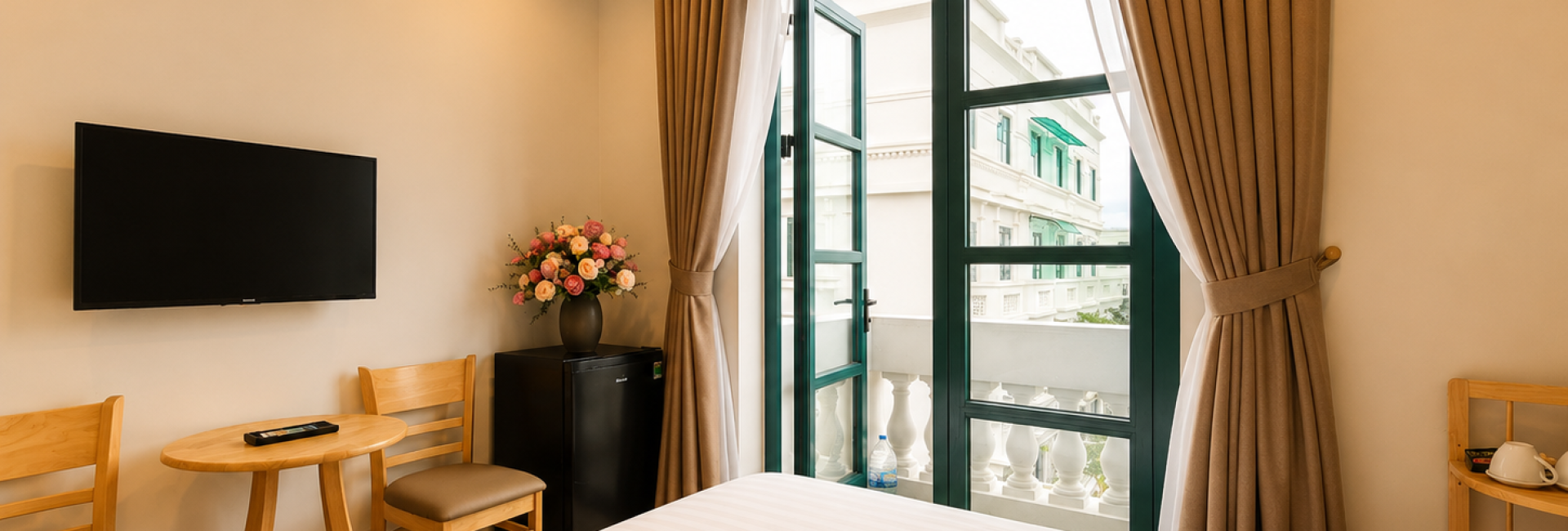 Superior Room City View with Balcony